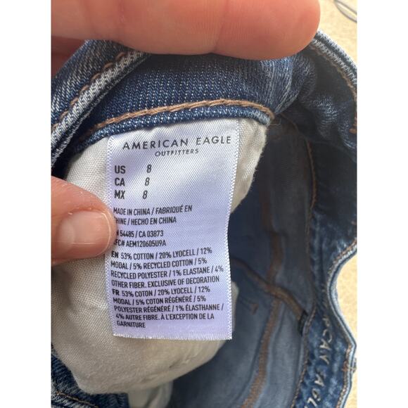 American Eagle Women’s Size 8 Distressed Dark Wash Denim Short Shorts - Picture 3 of 8